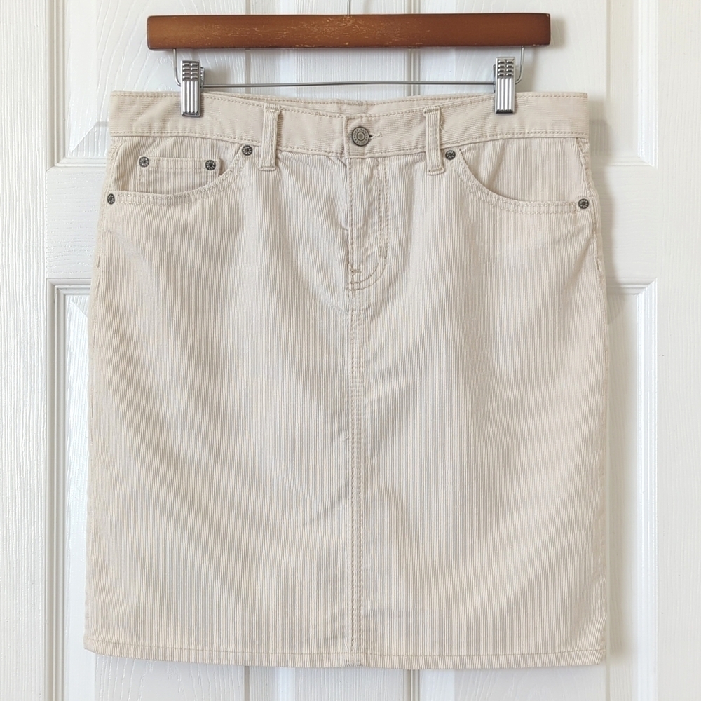 Gap Y2K Limited Edition Pinwale Corduroy Low Waisted A-Line Mini Skirt Cream 8